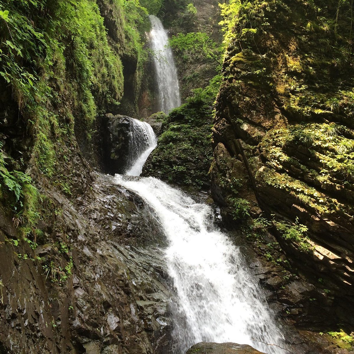 🏞️ 용화폭포 (류카노타키) 이미지 3